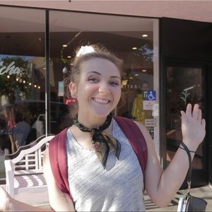 Meet your Posher, Hannah